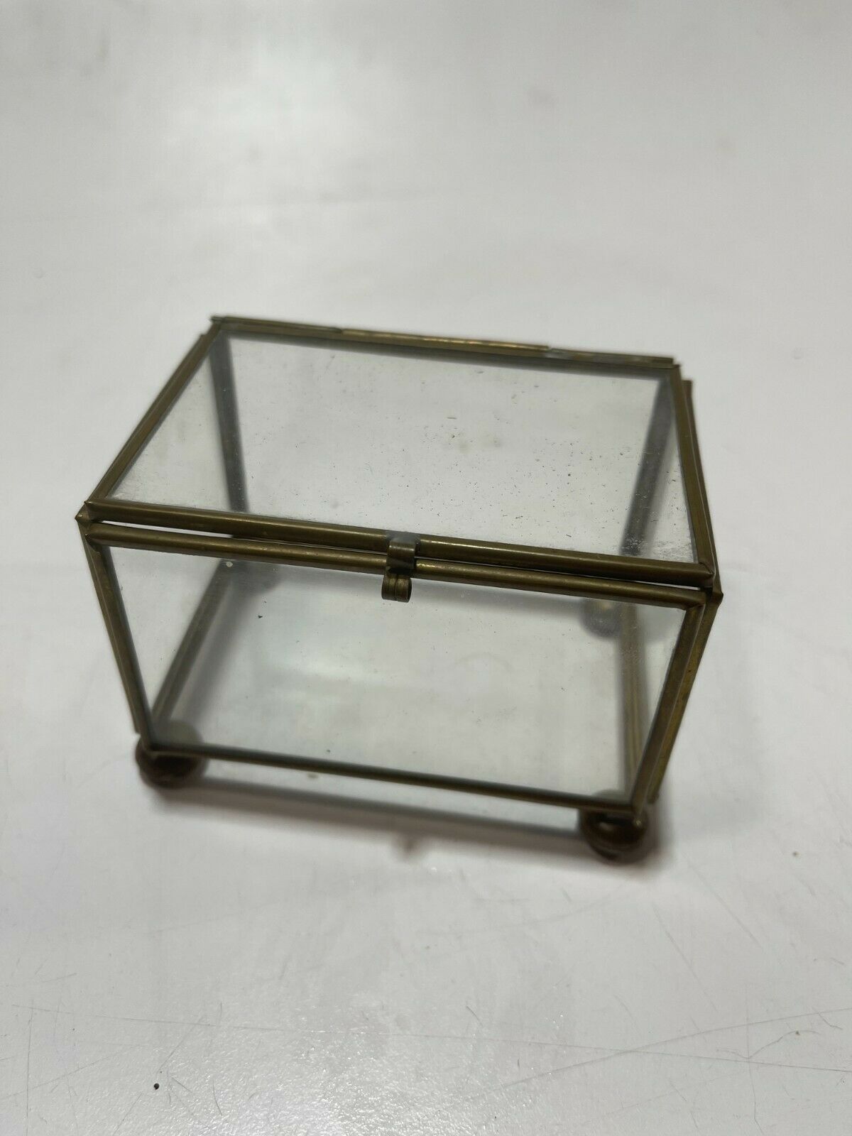 Vtg Brass & Glass Display Curio Horizontal Shadow Box - 3.75" X 2.75" X 2.75"